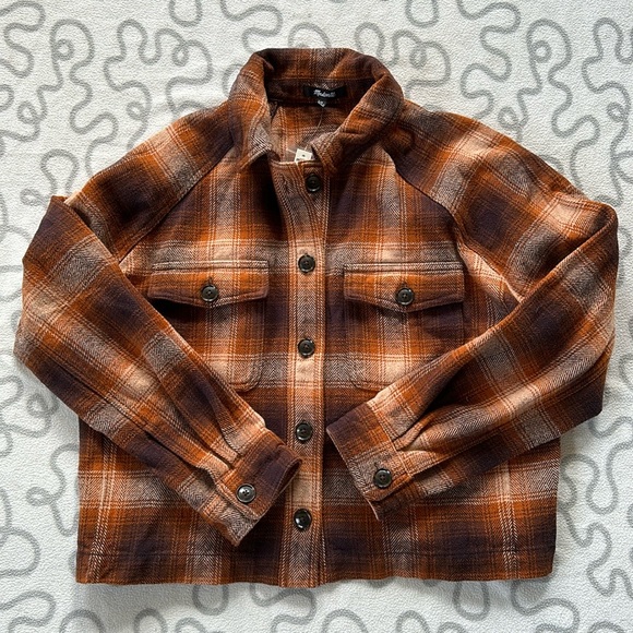 Madewell Flannel Crop Shirt-Jacket in Plaid - Picture 1 of 7